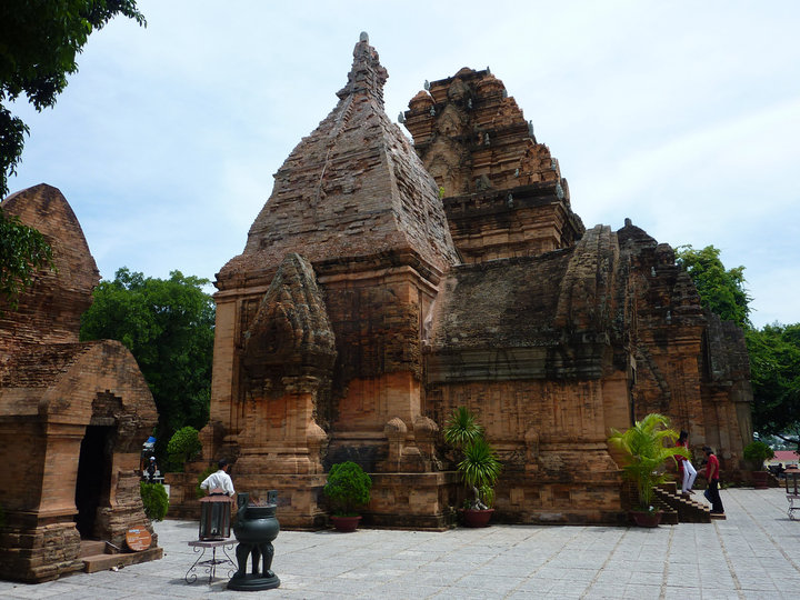 Ponagar Cham Tower