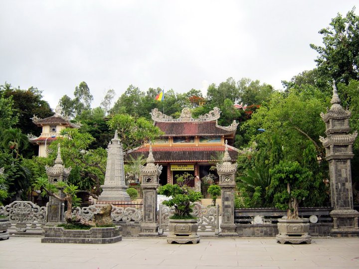 Long Son Pagoda