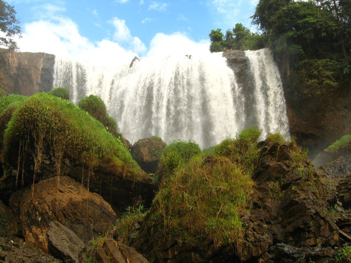 Elephant Waterfall 