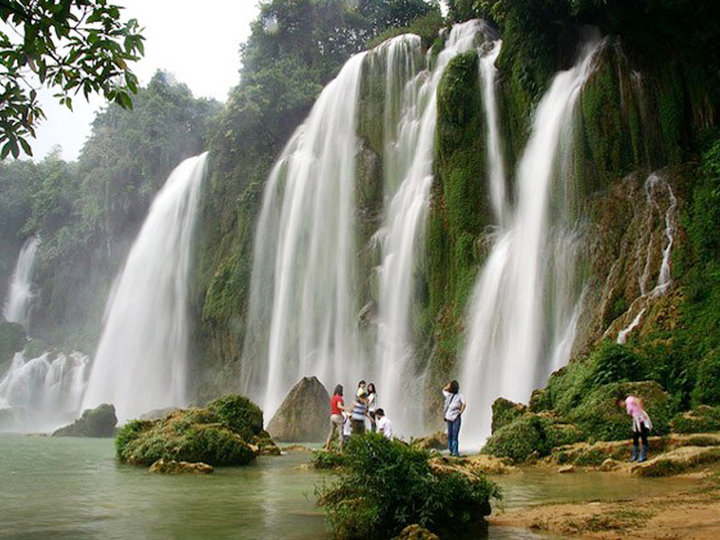 Elephant Waterfall 