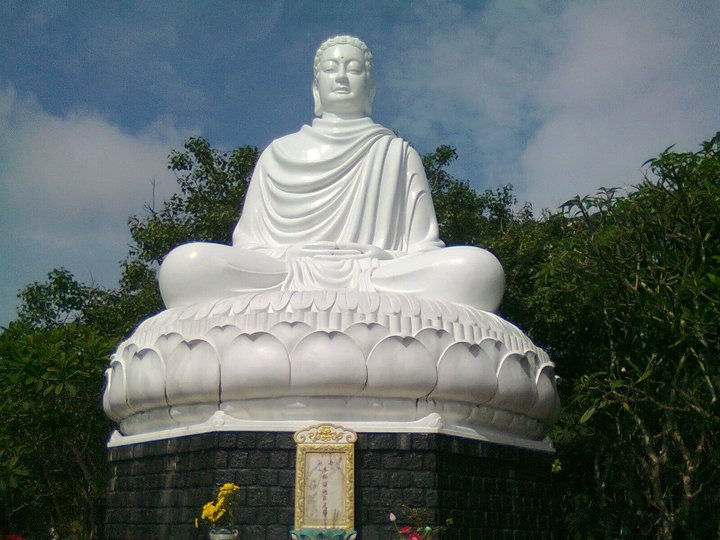 Platform of Shakyamuni Buddha 