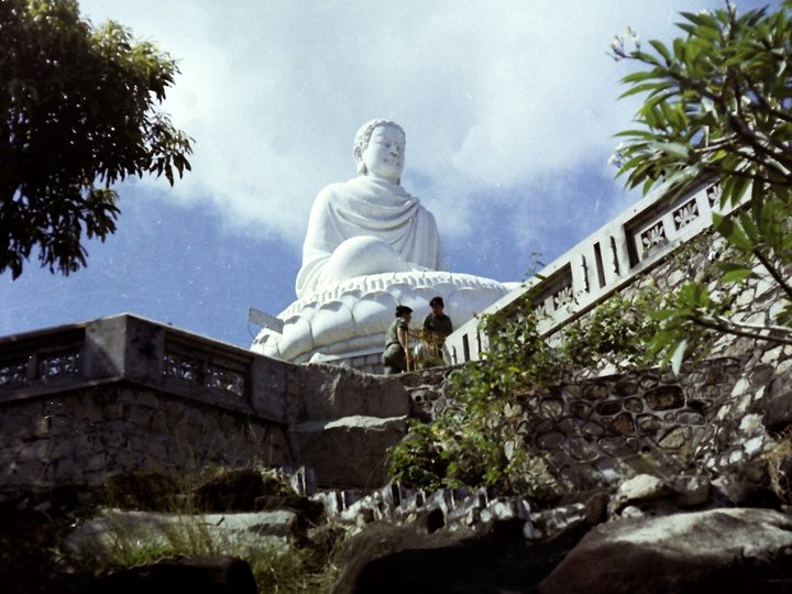 Platform of Shakyamuni Buddha 