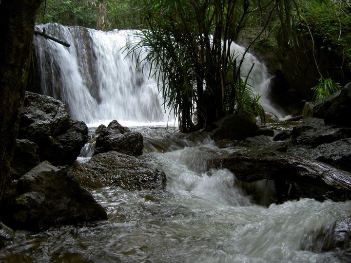 Suoi Tranh Waterfall