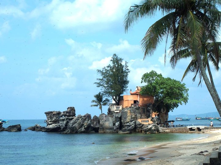 Cau Temple image Cau Temple