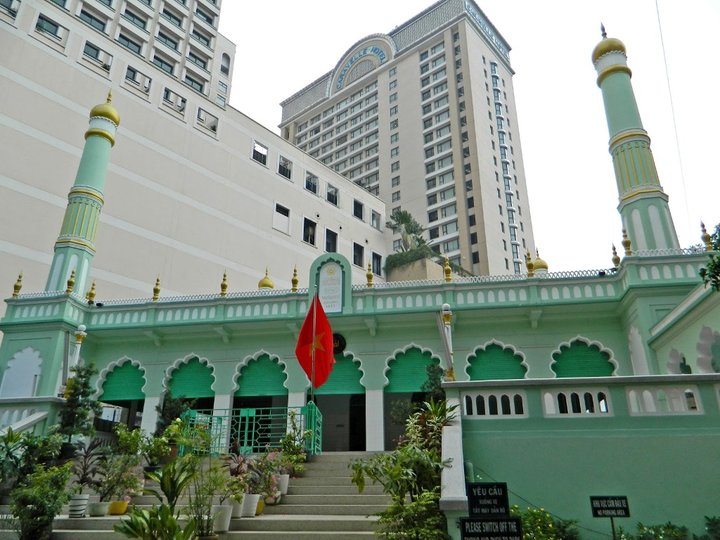 Saigon Central Mosque