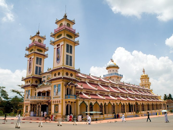 Cao Dai Great Temple