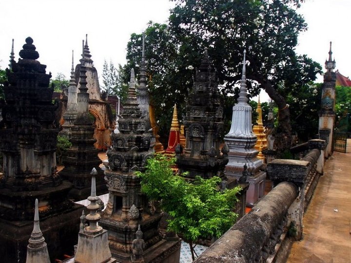 Wat Bo Pagoda