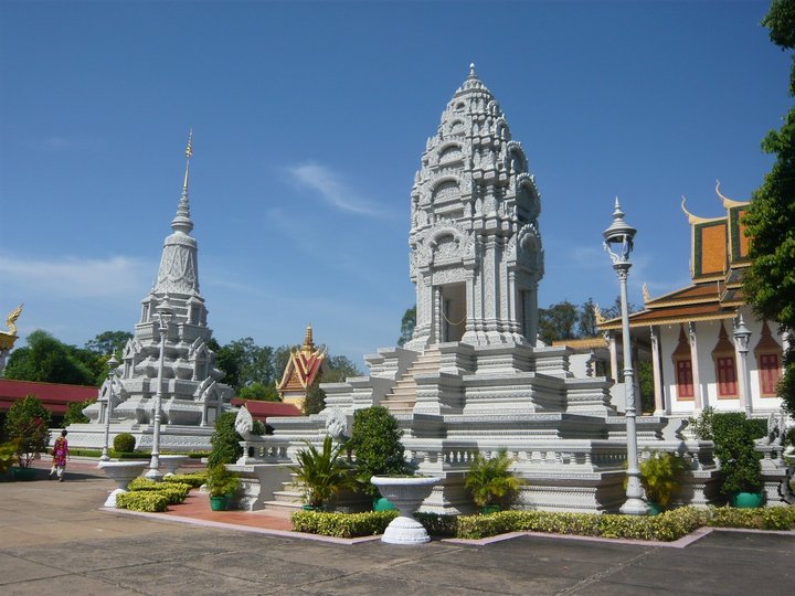 Silver Pagoda 