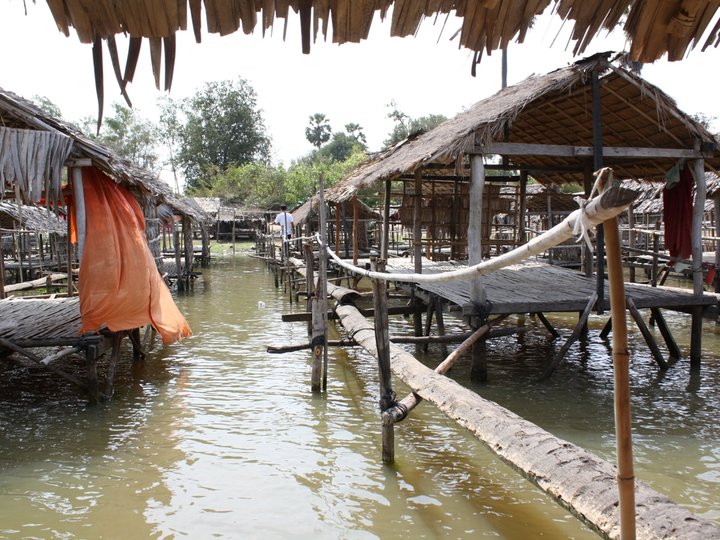 Tonle Bati
