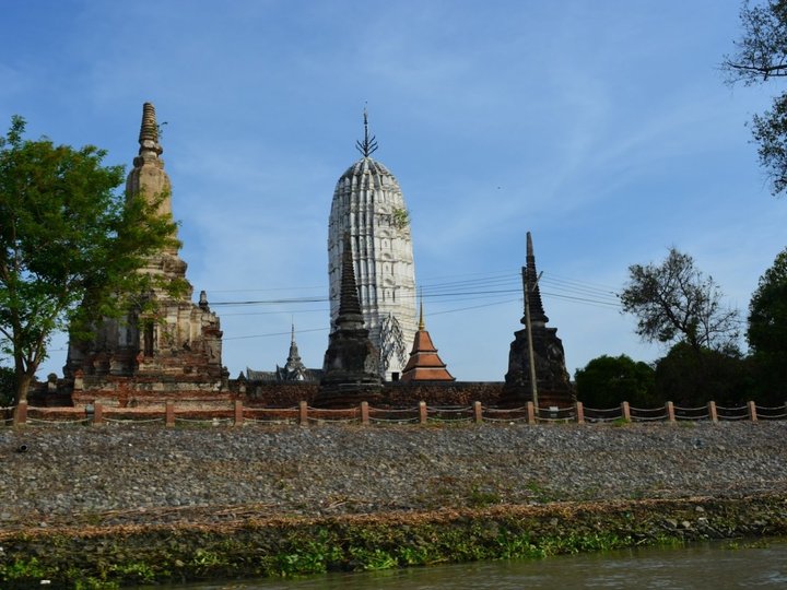 Wat Phuttai Sawan image Wat Phuttai Sawan