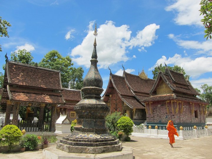 Wat Xieng Thong Luang Prabang Attractions Viet Holiday Travel Wat Xieng Thong Luang Prabang Attractions Viet Holiday Travel