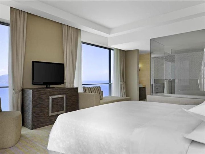 Sheraton Nha Trang Hotels and Spa