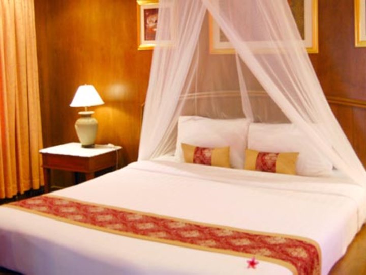 Phi Phi Natural Resort