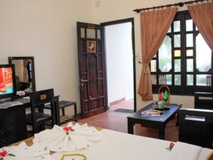 Dynasty Beach Resort