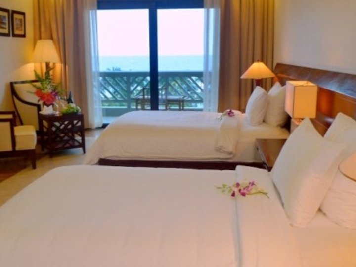 Olalani Resort and Condotel