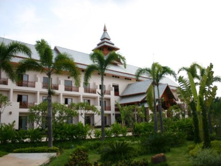 Phowadol Resort and Spa