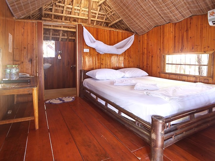 Monkey Island Resort