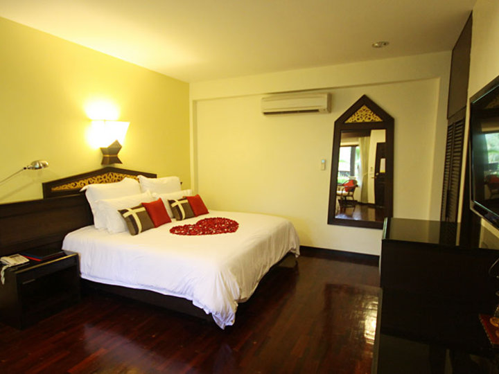 Laluna Hotel and Resort
