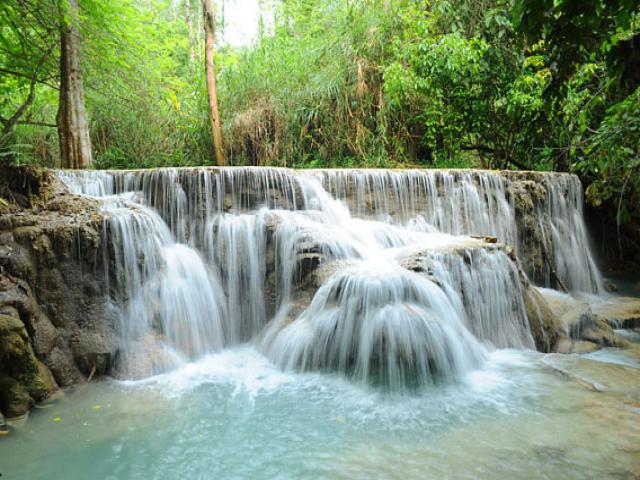 kuang-si-waterfalls_0.jpg