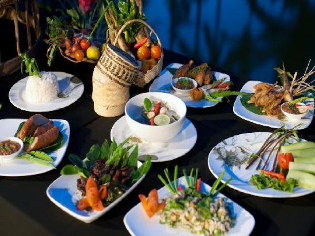 laos_food_1_0.jpg